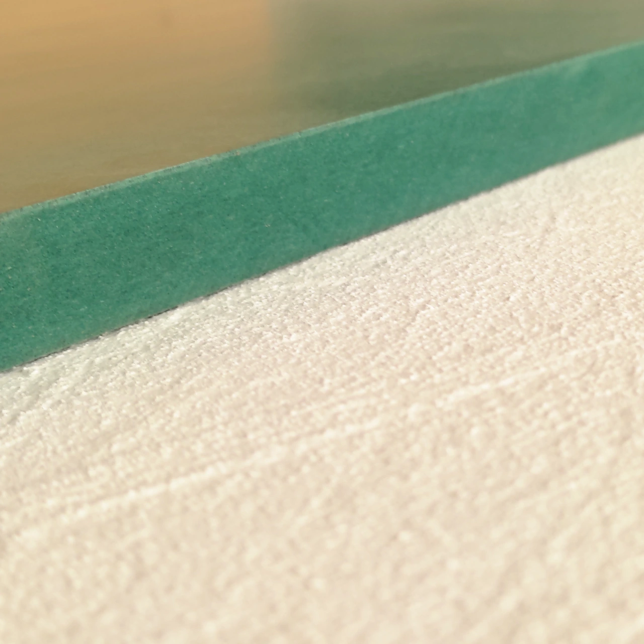 Zuschnitt MDF-Platte Forescolor Green (Grün) im Onlineshop der Holz-Wiegand GmbH in Würzburg