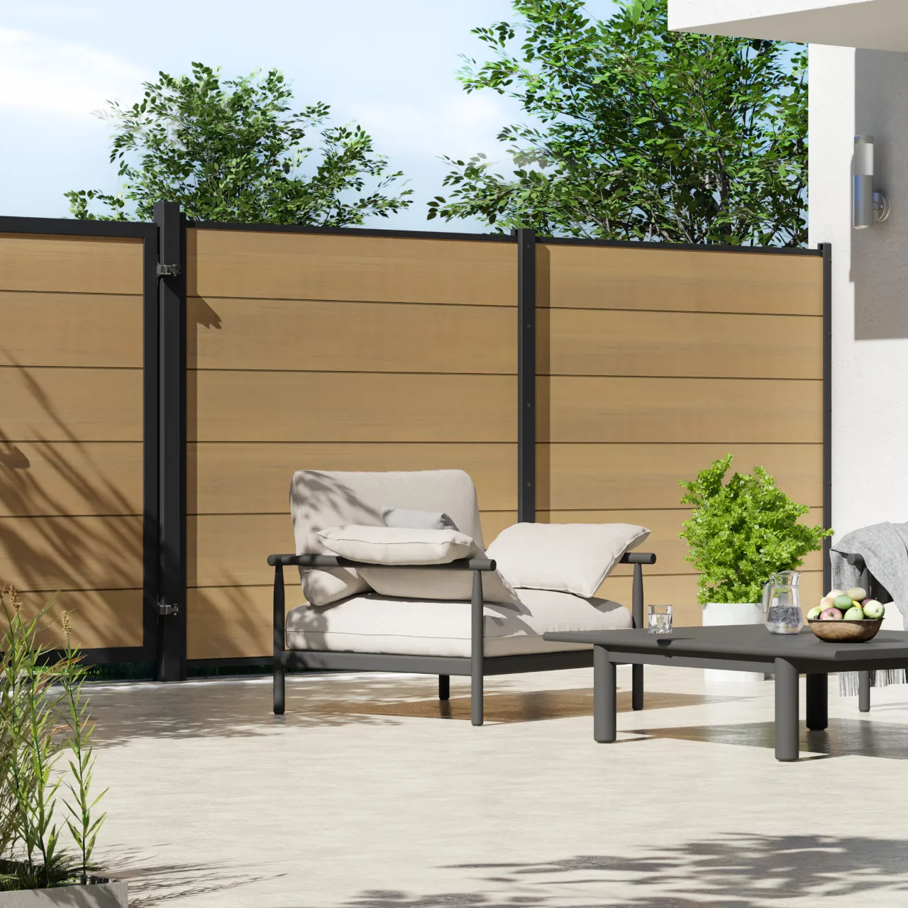 Sichtschutzzaun SYSTEM WPC PLATINUM XL Lärche/Anthrazit 178 x 184 cm im Onlineshop der Holz-Wiegand GmbH in Würzburg